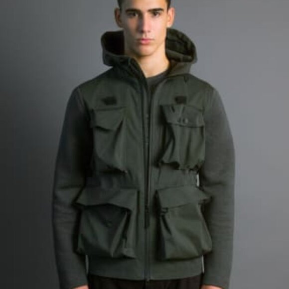 Isaor Zurs neo hood - Japanese techwear- New with tags - Picture 2 of 8